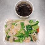 Best D6. Steamed Shrimp, Scallops, Chicken with Veg in Sherman, IL