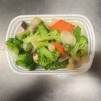 Best D5. Steamed Scallops with Mixed Veg in Sherman, IL